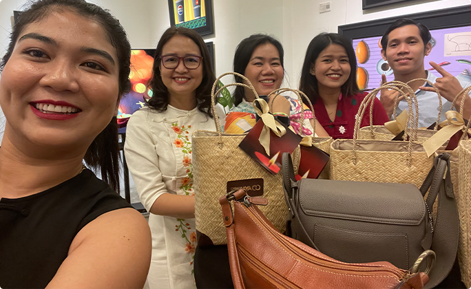 Engagement-Together-We-Balance-at-the-Gallery-by-AYA-SOMPO-10